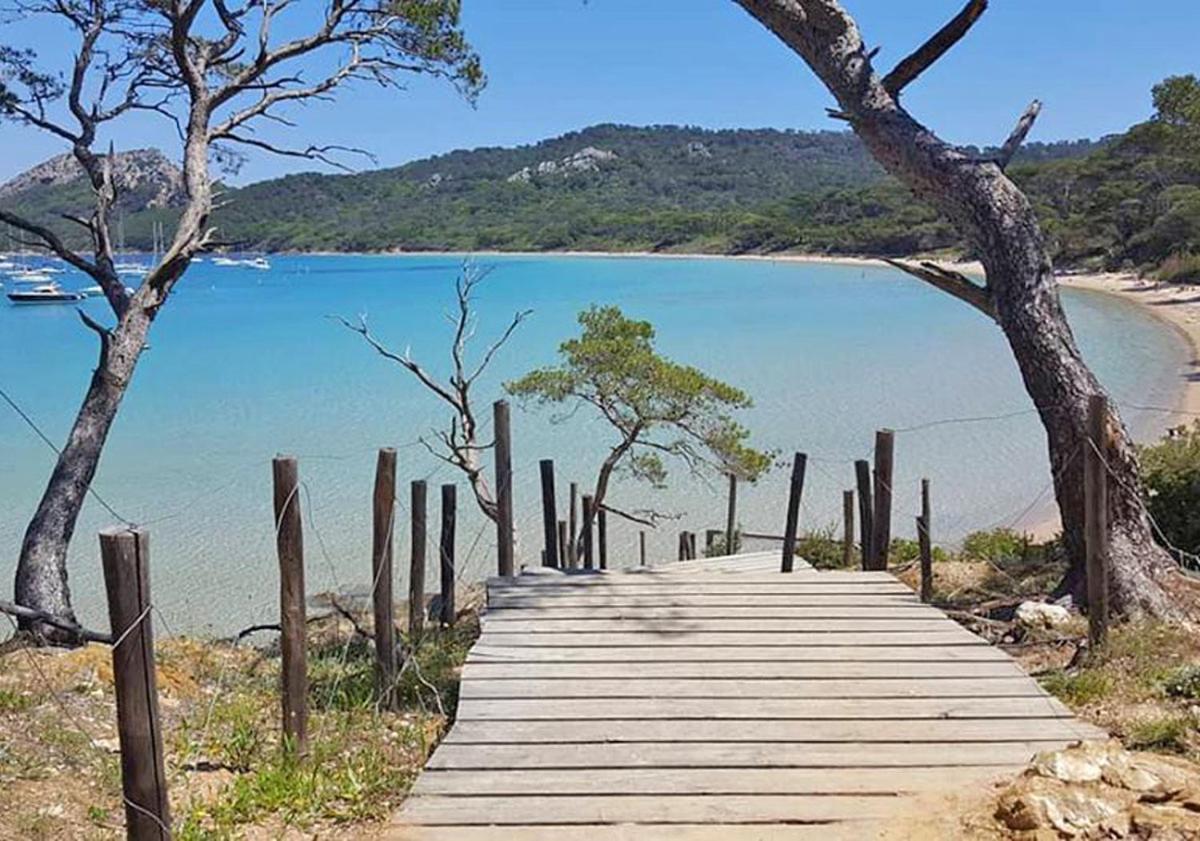 Superbe Logement Au Bord Des Plages Тулон Экстерьер фото